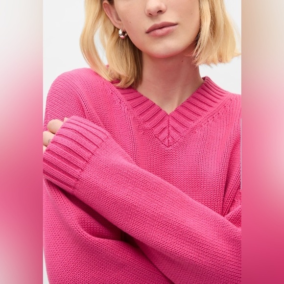 Gap Oversized V-Neck Sweater ColorSuper neon pink  women size small - Picture 3 of 7